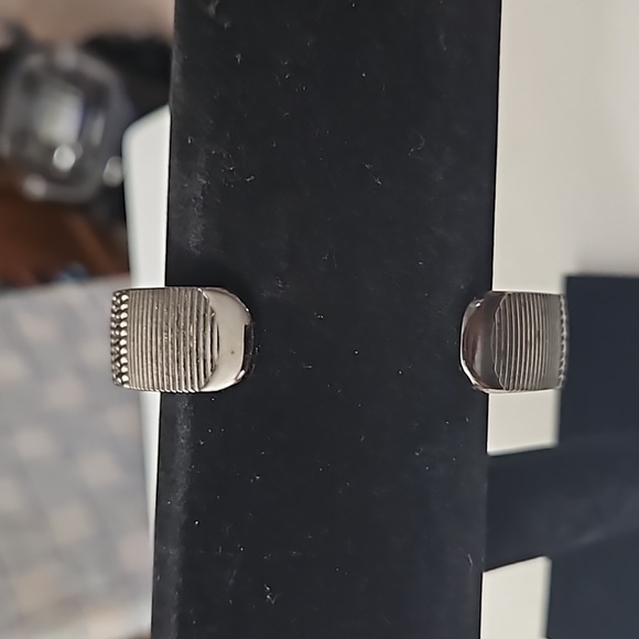 Premier Watch - Picture 2 of 3